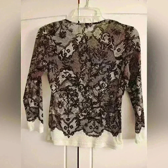 Kenneth Cole Black and White Lace Print Top - Picture 2 of 3